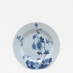 DELFT CHARGER WTIH FLORAL DECORATION - 1898743