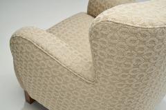 Danish Cabinetmaker Armchair with Patterned Upholstery Denmark 1940s - 2350712