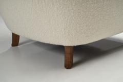 Danish Cabinetmaker Armchair with Stained Beech Legs Denmark 1940s - 2189056