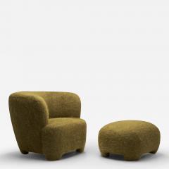 Danish Cabinetmaker Lounge Chair in Wool with Footstool Denmark ca 1940s - 3005530