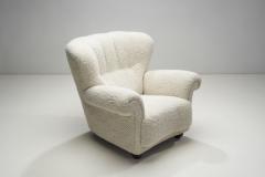 Danish Cabinetmaker Lounge Chair in a Patterned Boucl Fabric Denmark 1940s - 3212109