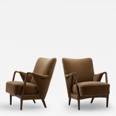 Danish Cabinetmaker Lounge Chairs with Exposed Stained Beech Arms Denmark 1950s - 3037910