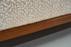 Danish Daybed Upholstered in Boucl Fabric Denmark ca 1970s - 4072547