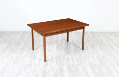 Danish Modern Expanding Teak Dining Table with Draw Leaves - 2658426