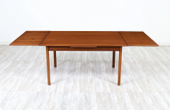 Danish Modern Expanding Teak Dining Table with Draw Leaves - 2658436