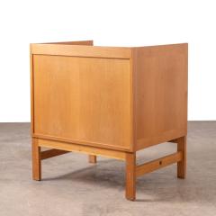 Danish Modern Solid Oak Chest of Drawers By Ilse Rix for Uldum Mobelfabrik - 3549623