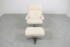 Danish Modern Swivel Lounge Chair and Ottoman - 2796670