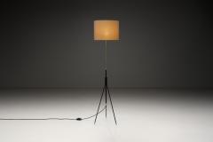 Danish Tripod Floor Lamp in Brass and Lacquered Metal Denmark Mid 20th Century - 4245234
