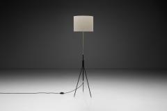 Danish Tripod Floor Lamp in Brass and Lacquered Metal Denmark Mid 20th Century - 4245235