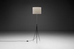 Danish Tripod Floor Lamp in Brass and Lacquered Metal Denmark Mid 20th Century - 4245237
