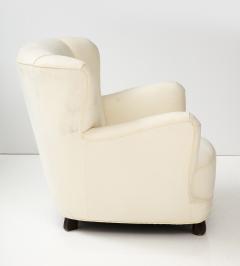 Danish Upholstered Club Chair in Muslin 1940s - 3289491