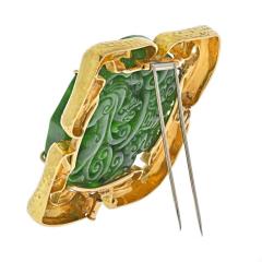 David Webb DAVID WEBB 18K YELLOW GOLD CARVED JADE PENDANT AND A BROOCH - 2835184