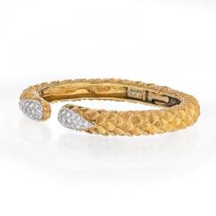 David Webb DAVID WEBB 18K YELLOW GOLD DIAMOND TIP TEXTURED BANGLE BRACELET - 1858660
