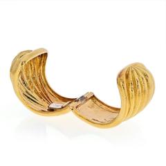 David Webb DAVID WEBB 18K YELLOW GOLD FLUTED CUFF BRACELET - 2345883