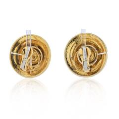 David Webb DAVID WEBB 18K YELLOW GOLD GOLD BEEHIVE SHIELD CLIP EARRINGS - 2494319