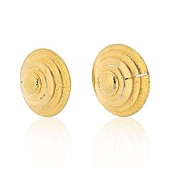 David Webb DAVID WEBB 18K YELLOW GOLD GOLD BEEHIVE SHIELD CLIP EARRINGS - 2494320