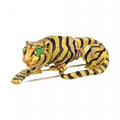 David Webb DAVID WEBB 18K YELLOW GOLD TIGER IN BLACK ENAMEL AND GREEN EMERALD EYES BROOCH - 1768582