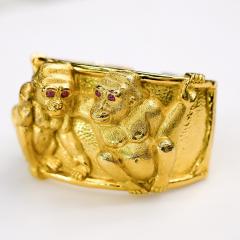 David Webb DAVID WEBB 18K YELLOW GOLD TWO MONKEYS CUFF BRACELET - 2259537