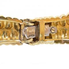 David Webb DAVID WEBB BYPASS 18K YELLOW GOLD BYPASS FLUTED CROSSOVER BRACELET - 3486923