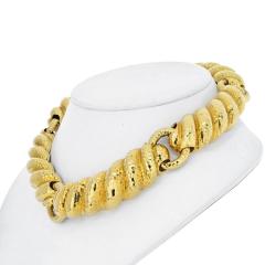 David Webb DAVID WEBB HAMMERED F 18K YELLOW GOLD NECKLACE - 2683739