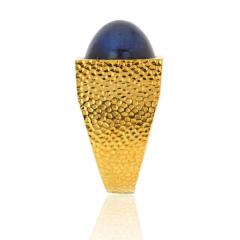 David Webb DAVID WEBB HAMMERED FINISH 18K YELLOW GOLD STAR SAPPHIRES RING - 1767502