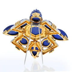 David Webb DAVID WEBB PLATINUM 18K YELLOW GOLD BLUE LAPIS LAZULI AND WHITE ENAMEL BROOCH - 2707878