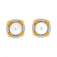 David Webb DAVID WEBB PLATINUM 18K YELLOW GOLD FLUTED DIAMOND AND PEARL CLIP ON EARRINGS - 2283700