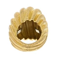 David Webb DAVID WEBB PLATINUM 18K YELLOW GOLD HAMMERED DOMED RIGID STYLE RING - 2431594