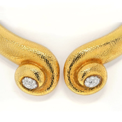 David Webb DAVID WEBB PLATINUM 18K YELLOW GOLD HAMMERED SCROLL DIAMOND COLLAR NECKLACE - 2732072