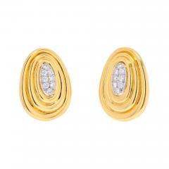 David Webb DAVID WEBB PLATINUM 18K YELLOW GOLD TEXTURED GOLD AND DIAMOND EARRINGS - 2283699