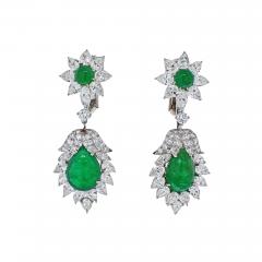 David Webb DAVID WEBB PLATINUM 1970S GREEN EMERALD AND DIAMOND HANGING EARRINGS - 1965663