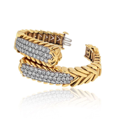 David Webb David Webb Platinum 18K Yellow Gold 8 75cttw Round Diamond Crossover Bracelet - 3919899