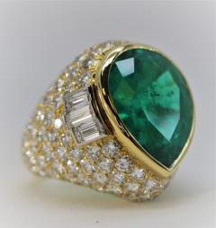 David Webb Wonderful David Webb Pear Shaped Emerald and Diamond Ring - 1644682