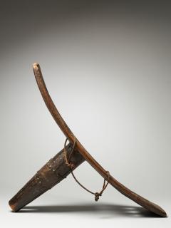 Decorated Wooden Backrest sculptured in one piece - 2173336