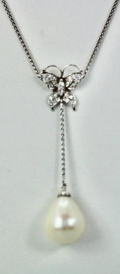 Diamond Butterfly Necklace Drop Pearl 18 Karat - 3448753