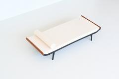 Dick Cordemeijer Dick Cordemeijer Cleopatra daybed in linen Auping The Netherlands 1954 - 3736305