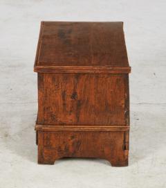 Diminutive Welsh Coffer - 3666461