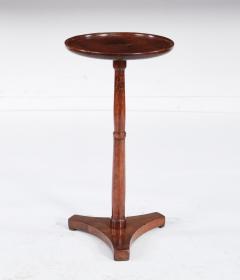 Dish Top Triangular Base Stand - 4600509