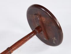 Dish Top Triangular Base Stand - 4600516