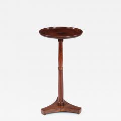 Dish Top Triangular Base Stand - 4601286