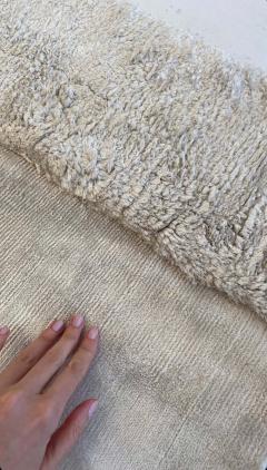 Doris Leslie Blau One of a kind Contemporary Silver Grey Silk Rug - 3581794