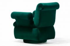 Dorothy Draper Dorothy Draper Style Hollywood Regency Swivel Arm Chairs in Emerald Velvet - 3464962