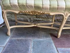 Dorothy Draper Lovely French Provincial Louis XV Style Painted Wood Bench Dorothy Draper - 4429075