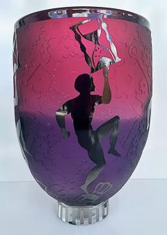 Duncan McClellan Duncan McClellan Etched Overlay Art Glass Cameo Vase circa 2005 Artist Signed - 3590119