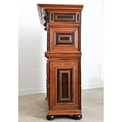 Dutch 18th Century Oak and Ebony Kussenkast - 4712477