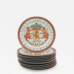 Dutch East India Company Set of 12 Armorial Bespoke Plates China 20th Century - 2742689