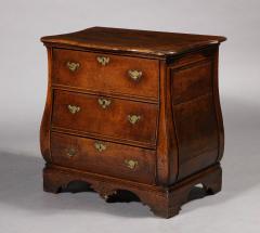 Dutch Oak Bombay Commode C 1740 - 3025941