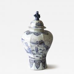 EARLY 18TH CENTURY NEVERS OCTAGONAL LIDDED VASE - 4361196