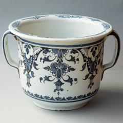 EARLY 19TH CENTURY LARGE TWO HANDLED CACHE POT IN CAMA EU BLEU - 1006151