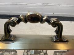 ELEGANT VICTORIAN THREE DECANTER TANTALUS - 2484580